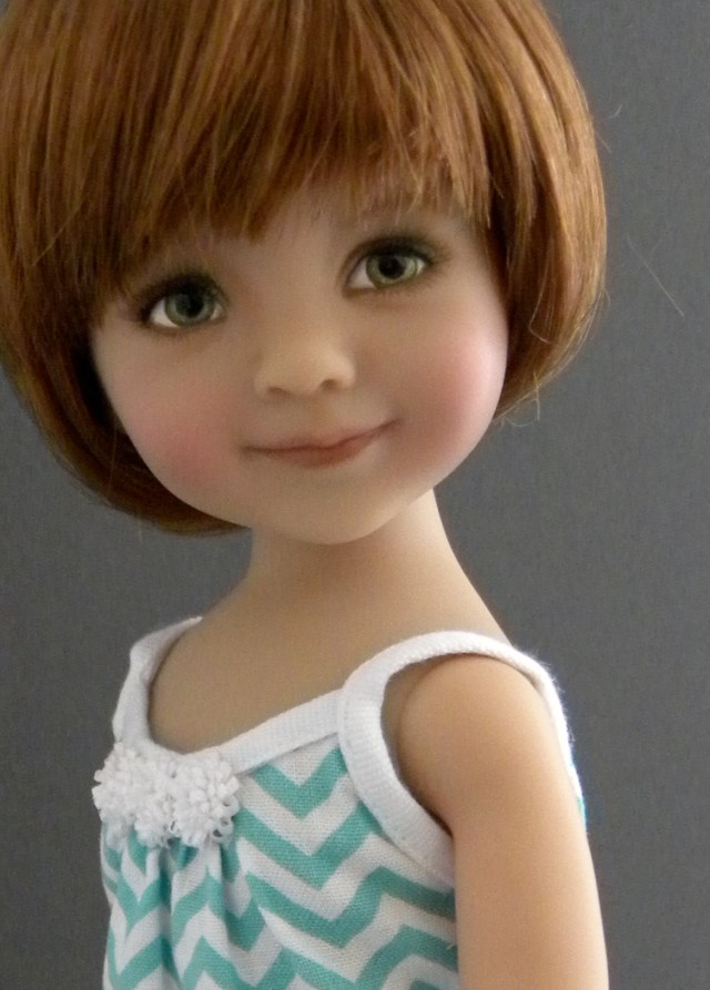 A little bobbed wig for Matilda Pink !